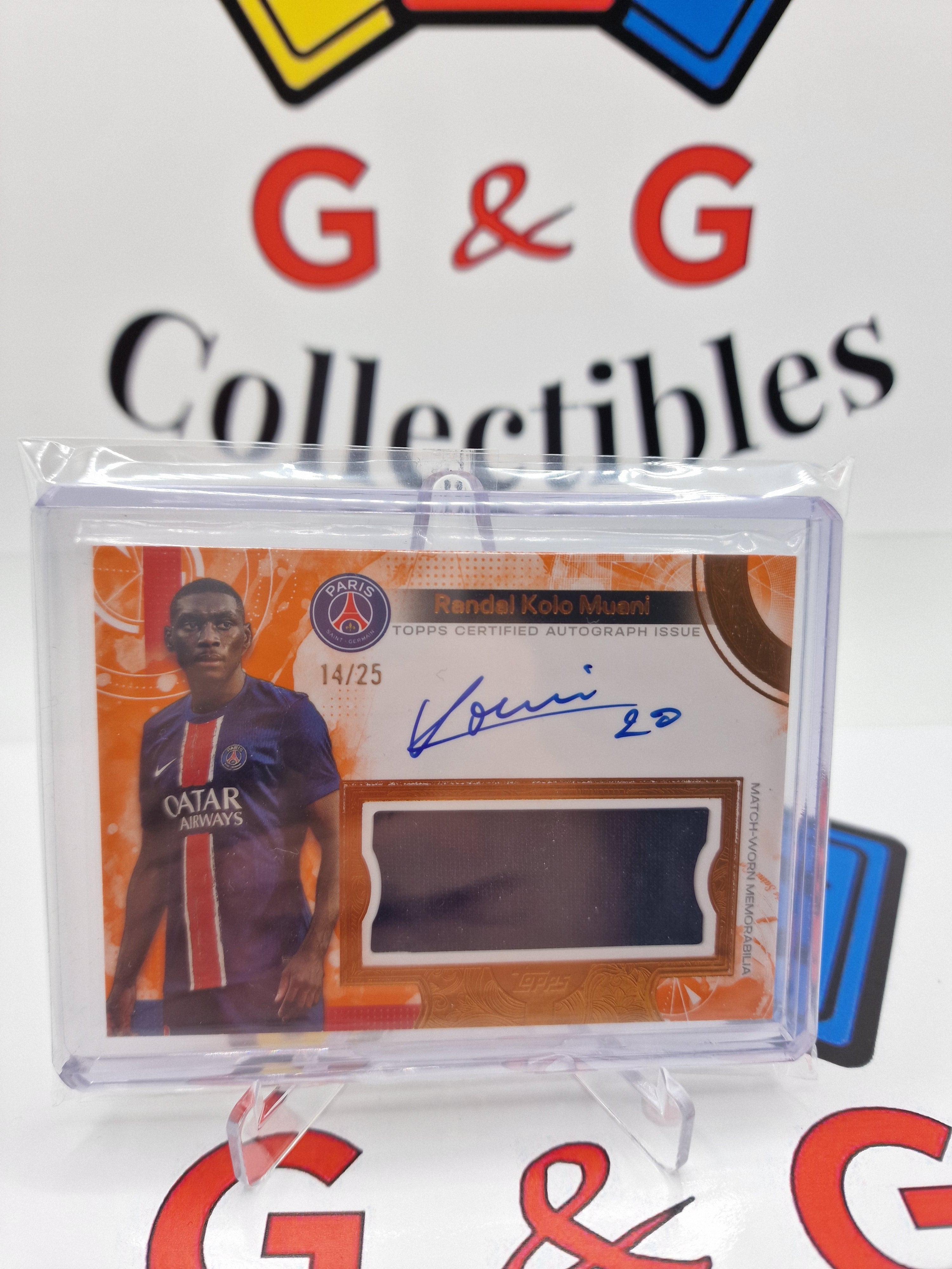 Topps Randel Kolo Muani numbered 14/25 with autograph and relict