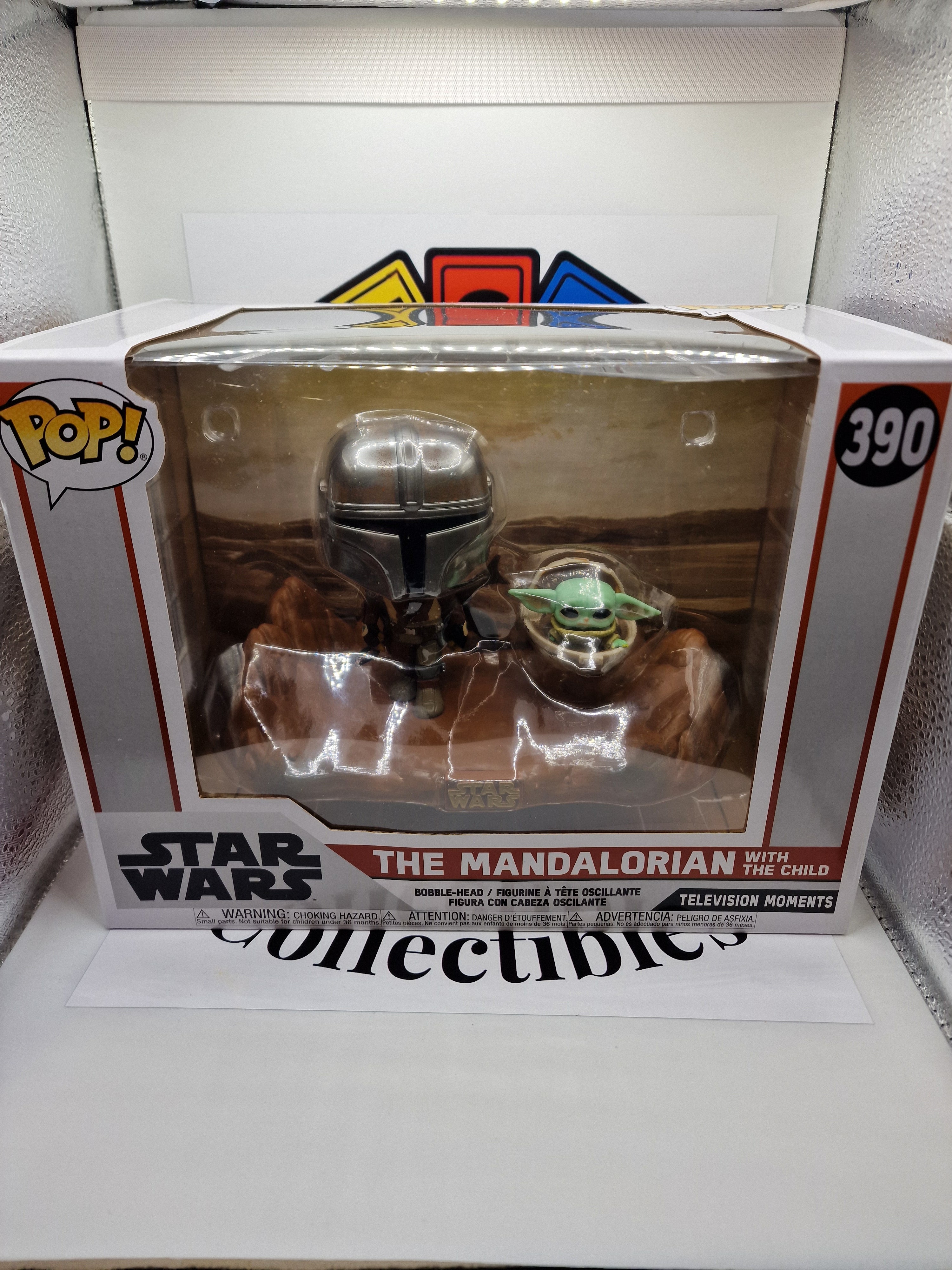 The Mandalorian with the Child Starwars Funko Pop