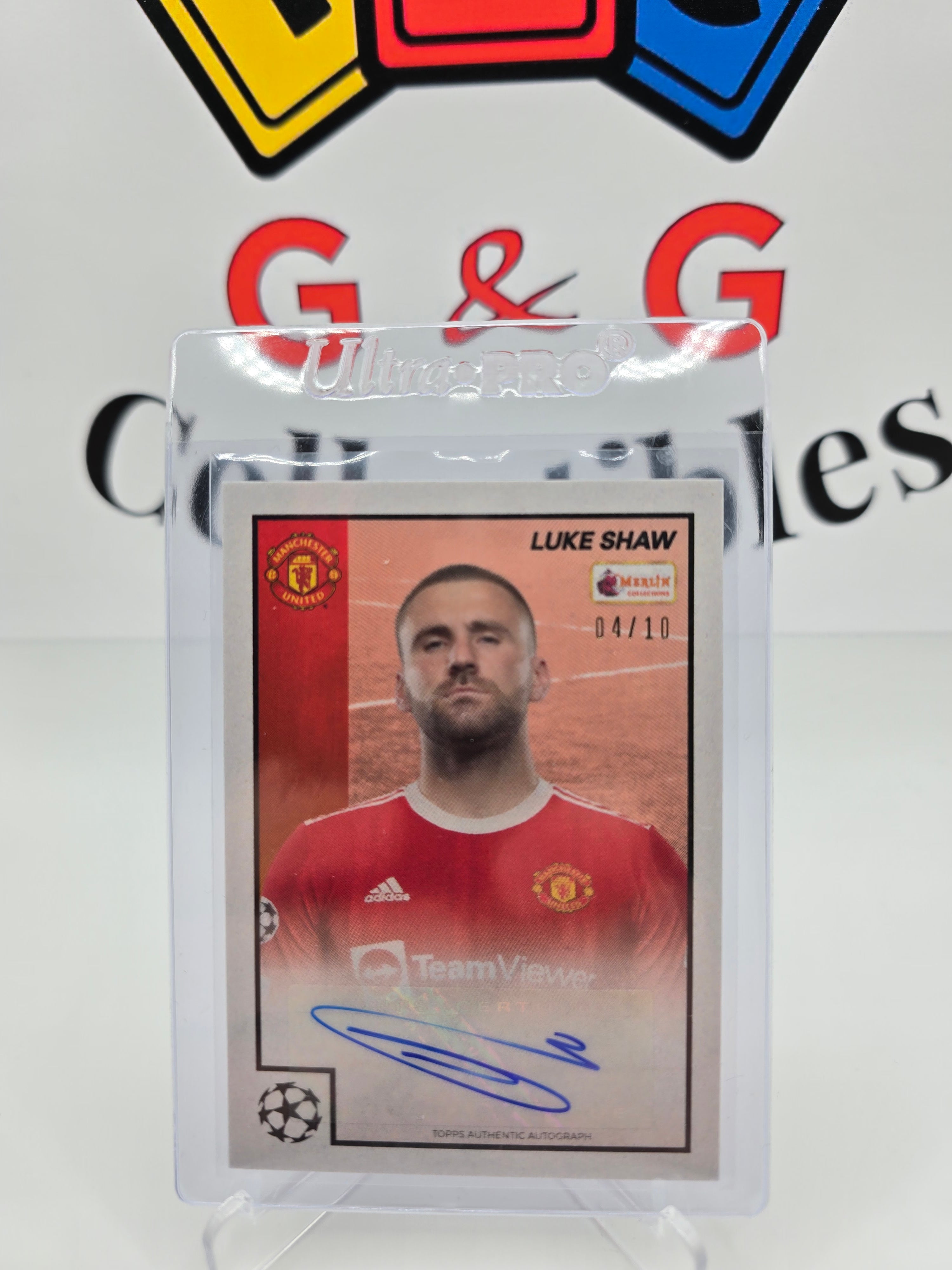 Topps Luke Shaw numbered 04/10 with autograph
