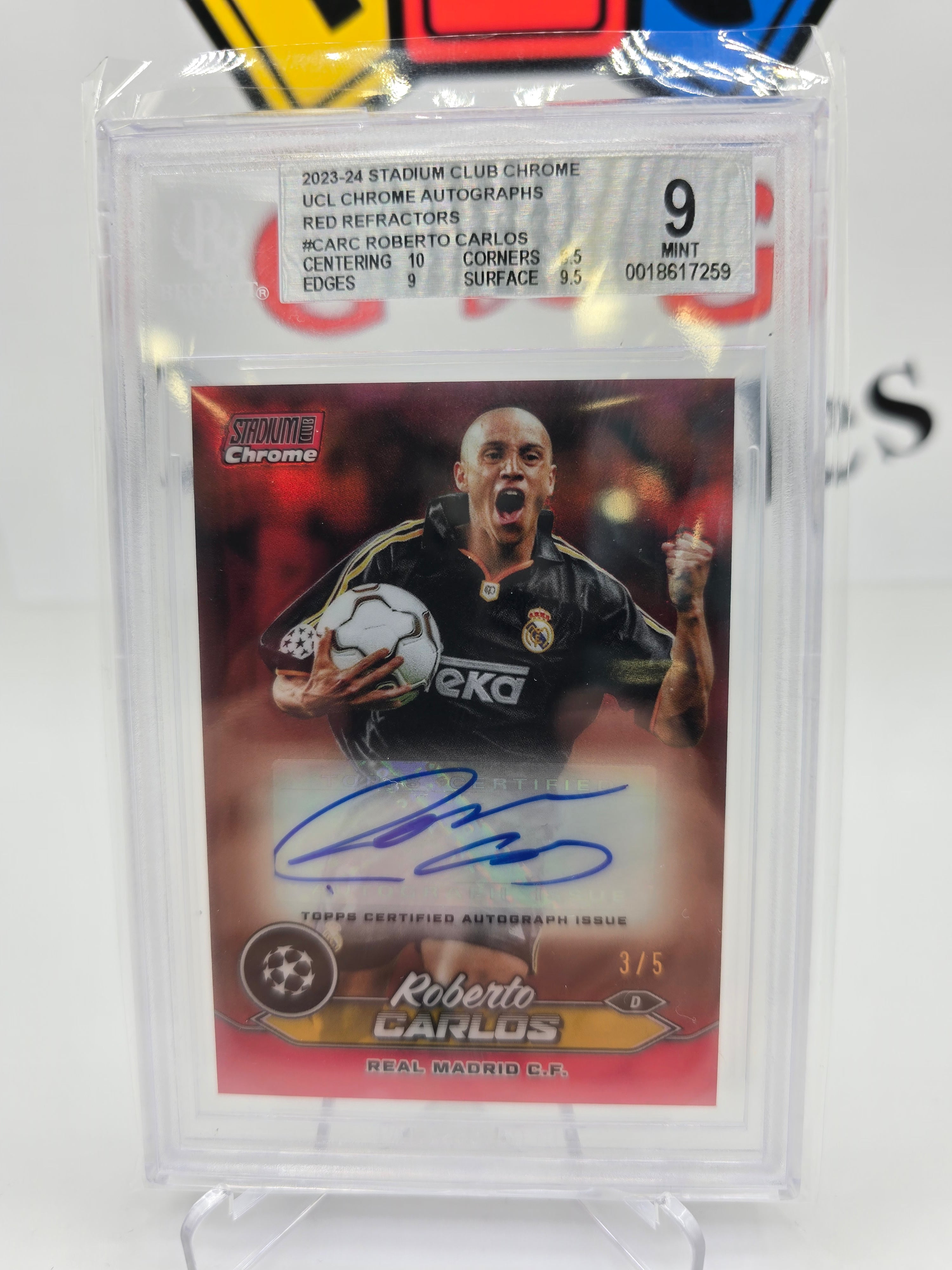 Topps Roberto Carlos numbered 3/5 with autograph Bgs 9