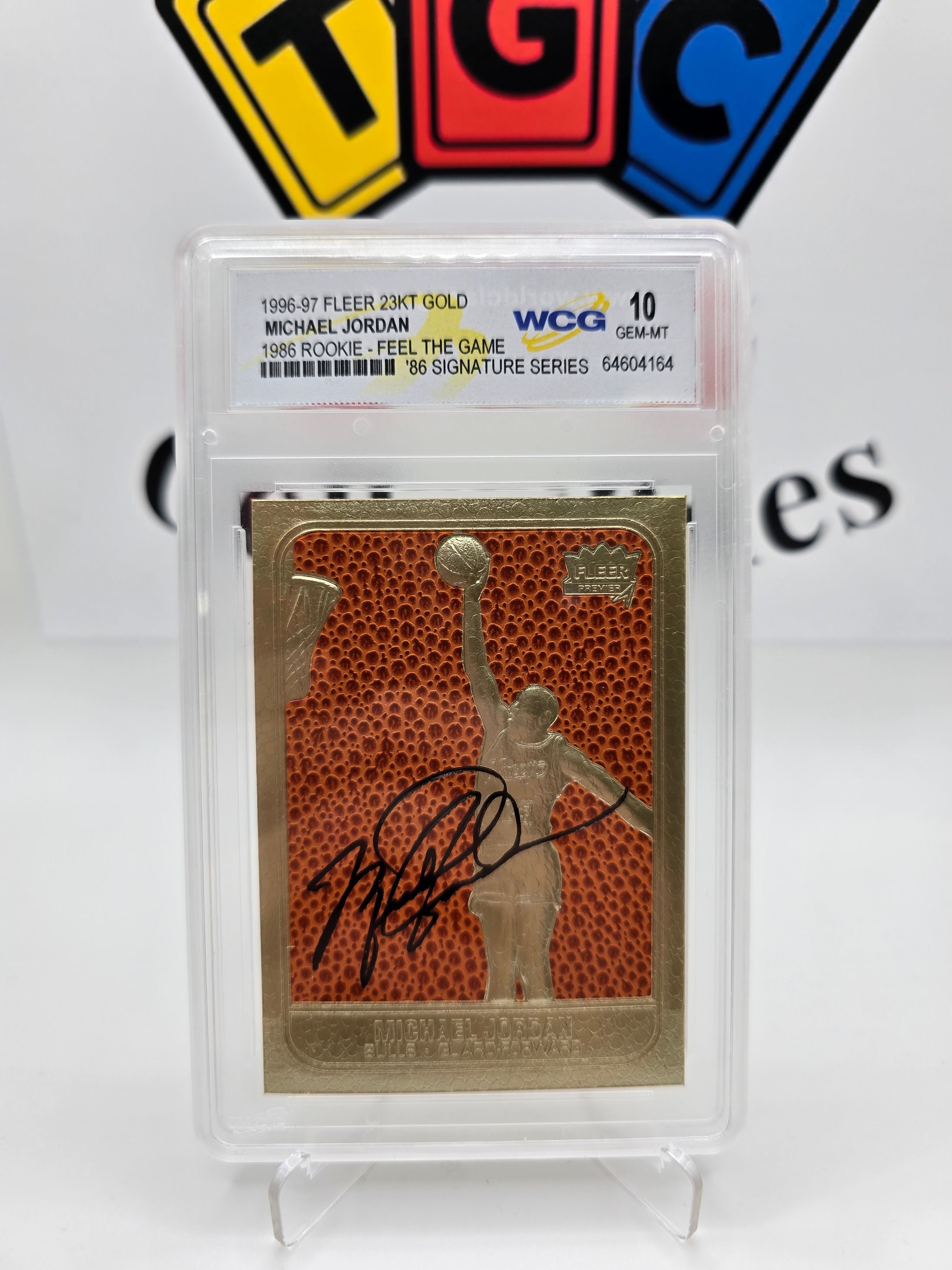 Fleer Michael Jordan 23k basketball featured with signature WCG 10