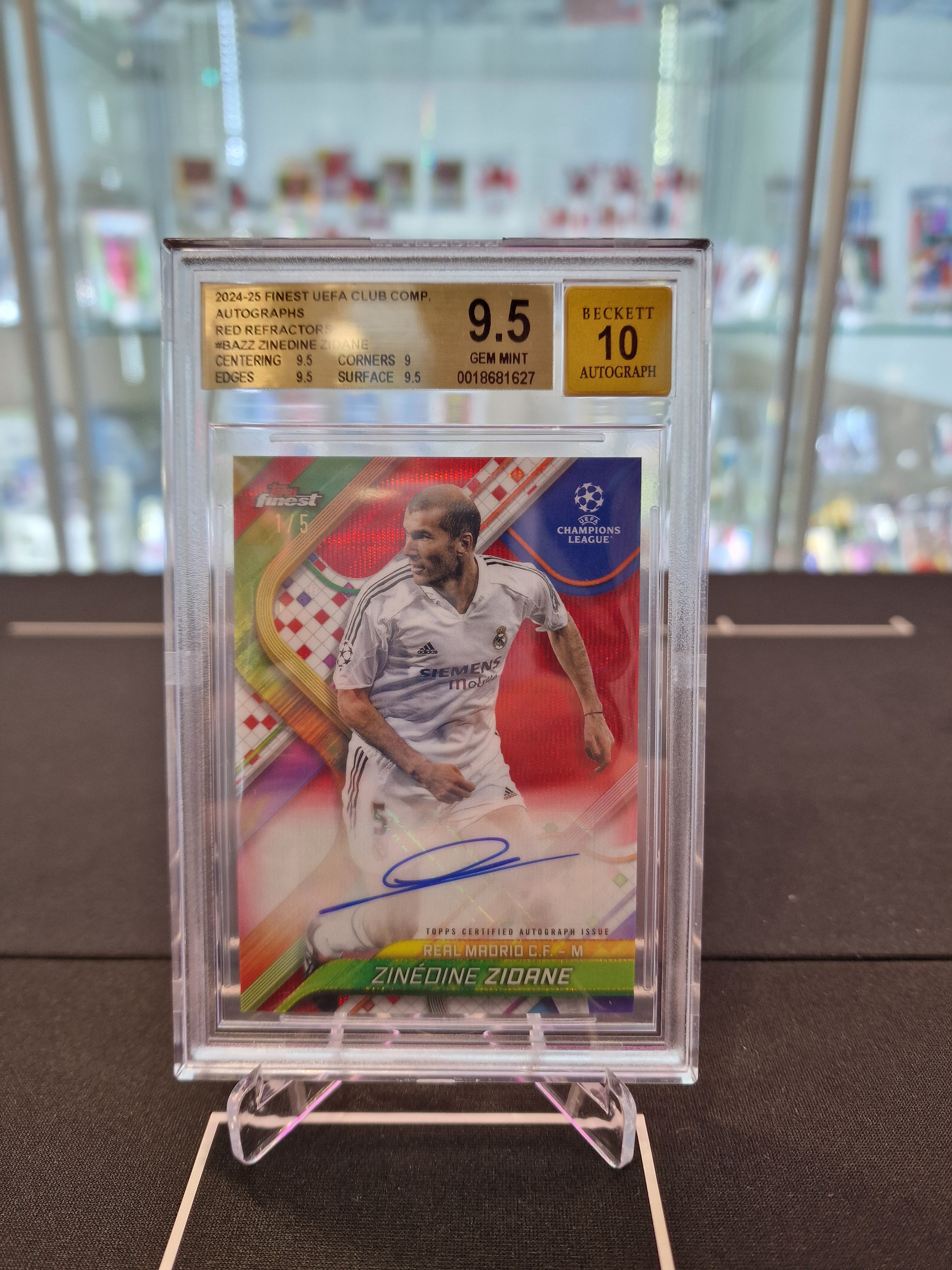 Topps Zinédine Zidane numbered 1/5 with autograph bgs 9.5 10